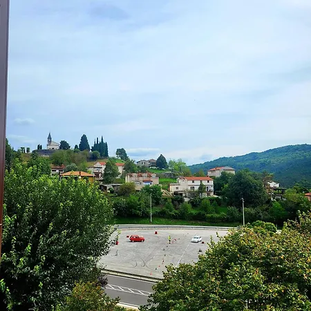 New Modern In Center Apartman Buzet